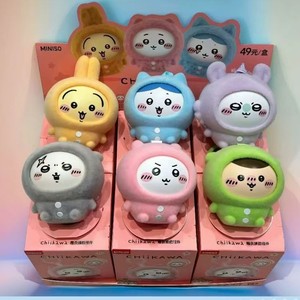 Venta al por mayor 2026: <span class=keywords><strong>Set</strong></span> de cajas sorpresa Chiikawaed de peluche, serie Pijama Flocado, muñecos Usagi Hachiware con rostros intercambiables, regalos de cumpleaños. - Product Image 1