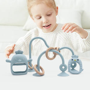 Nouveaux jouets de <span class=keywords><strong>chaise</strong></span> <span class=keywords><strong>haute</strong></span> de qualité alimentaire <span class=keywords><strong>avec</strong></span> <span class=keywords><strong>ventouse</strong></span> enfants jouets éducatifs Montessori <span class=keywords><strong>pour</strong></span> bébés 6-12 mois - Product Image 1