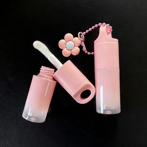 Tube de brillant à lèvres portable tendance avec porte-clés, conteneur vide rose avec grande brosse, emballage cosmétique en plastique personnalisable avec logo - Product Image 4