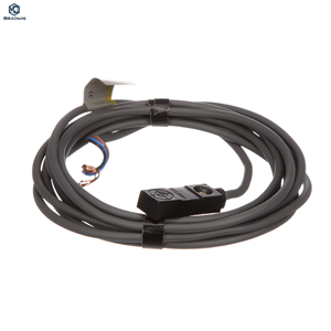 TL-W3MC1 TL-W3ME1เซ็นเซอร์ความใกล้ชิดแบบเหนี่ยวนำ TL-W5ME1 3สาย NPN ไม่มี12-24VDC สำหรับการตรวจจับโลหะชิ้นส่วนระบบอัตโนมัติในอุตสาหกรรม - Product Image 1