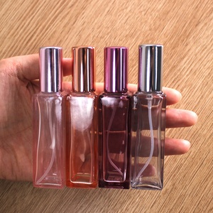 Botella de perfume de vidrio de espray rectangular recargable vacía de lujo personalizada proveedor 20ml atomizador Parfum niebla rociador botella difusora - Product Image 3