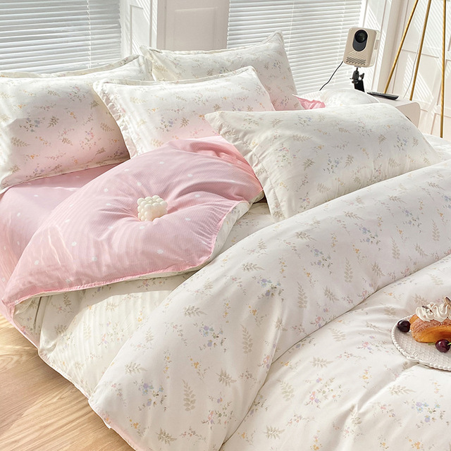 Fresh & Delicate Ditsy Plant Print Brushed Ultra-Soft 100% Polyester Four-season 4-Piece Bedding Set for Girls Multiple Styles