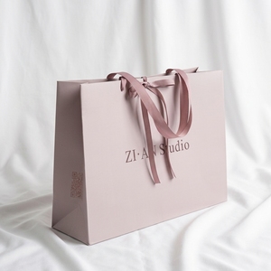 Elegante Bolsa de Papel de Arte Rosa Empolvado de 250 g/m² con Logotipo Personalizado, Código QR Impreso y Asa de Cinta, Bolsa de Compras para Joyería y Boutique - Product Image 2