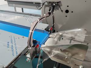 Machine d'emballage alimentaire sous vide automatique Hoshin Hoshin 350 Bibo pour hamburgers, pizzas, galettes de viande de bœuf congelées - Product Image 3