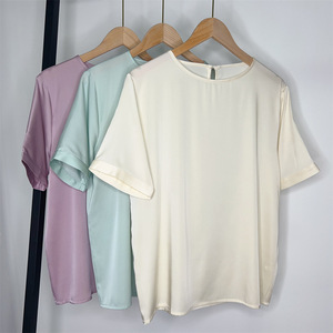 Top de cuello redondo de satén elástico de seda, camiseta de manga corta de satén de Color sólido para mujer, camisa pequeña de seda de morera de nuevo estilo - Product Image 1