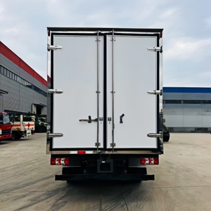 Camión Refrigerado Eléctrico Puro 4x2 <span class=keywords><strong>con</strong></span> Transmisión Manual, Alta Eficiencia, Confiabilidad, Control Preciso de Temperatura, Euro 3 - Product Image 5