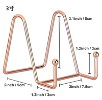 Présentoirs de plaque métallique noire Type debout à un niveau pour les décorations de plat et de bol Conception simple utilisée pour l'affichage de plaque