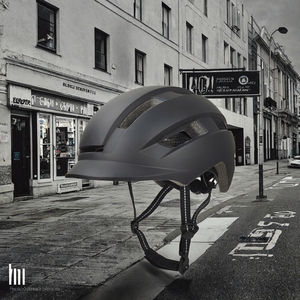 Nouveauté Casque de vélo électrique à double sport avec lumière LED rechargeable à l'arrière 100% nylon unisexe - Product Image 3