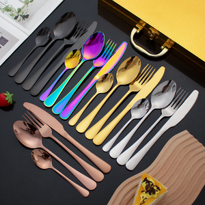 Top sang trọng gương đánh bóng <span class=keywords><strong>Flatware</strong></span> <span class=keywords><strong>Set</strong></span> thép không gỉ <span class=keywords><strong>24</strong></span> cái thiết lập dao kéo dao muỗng nĩa bạc vàng <span class=keywords><strong>Flatware</strong></span> - Product Image 3