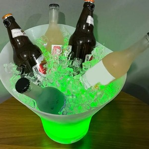 Seau à glace LED 7L, seau à glaçons lumineux, coloré et radiant, contenants à boissons étanches avec éclairage intégré sans fil - Product Image 2