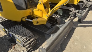 Excavatrice d'occasion Komatsu35MR 3.5 tonnes Moteur d'origine PLC Boîte de vitesses Pompe Moteur Modèle 2024 Garantie 1 an Godet rapide de 0.38m - Product Image 6