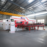 Presse à tourelle mécanique automatique CNC pour le poinçonnage, la découpe de contours, la découpe de bords, le traitement des persiennes pour la fabrication de tôles