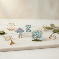 Vente en gros de broches personnalisées tendance et mignonnes, badges métalliques avec logo, broches en émail dur et doux, épingles de revers