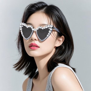 Lunettes de soleil en forme de cœur pour femmes, monture PC UV400, verres AC, lunettes de fête à la mode, gris, rouge, marron, bleu, violet, vert - Product Image 4