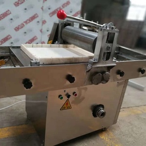 Machine de découpe, de tranchage et de formage pour barres protéinées aux céréales, barres aux cacahuètes, bonbons au sésame, fudge et nougat, capacité 150-300 kg/h - Product Image 3