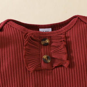 Ensemble trois pièces pour bébé en coton transfrontalier : haut à manches longues en dentelle, pantalon triangle à fleurs et nœud, ceinture pour cheveux - Product Image 3