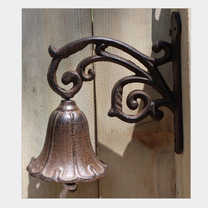 Campanello da Parete in Ghisa Rustica con Uccellini Innamorati, Decorazione Vintage Stile Fattoria per Esterni - Product Image 3