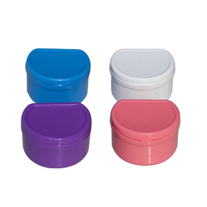 Boîte de rangement en plastique à double couche pour prothèses dentaires, filtre semi-circulaire en forme de D, nettoyage et rangement faciles - Product Image 3