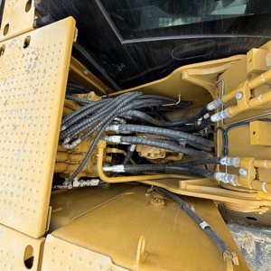 รถขุดตีนตะขาบขนาดเล็ก CAT312D ของแท้จากญี่ปุ่น รุ่นปี 2023 น้ำหนัก 12 ตัน พร้อมสต็อก อะไหล่ไฮดรอลิก สำหรับวิดีโอ - Product Image 5