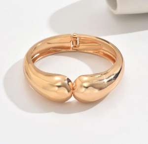 Женский браслет отличается преувеличенной индивидуальностью, склонной к выцветанию, и аксессуар для объятий в виде капли воды - Product Image 6