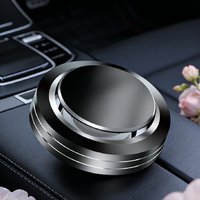Diffuseur de parfum en métal pour voiture, ornement en forme d'OVNI, parfum solide universel, décoration intérieure de tableau de bord, cadeau créatif en gros