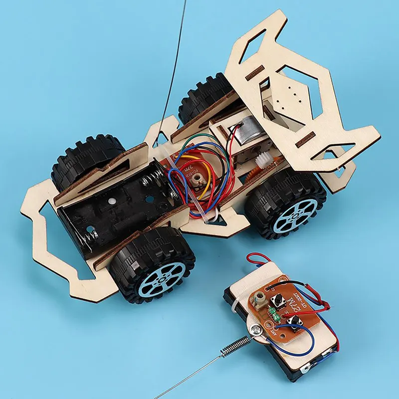 थोक रिमोट कंट्रोल रेसिंग मॉडल किट कार खिलौना लड़कों DIY मैनुअल विधानसभा के लिए लकड़ी के मॉडल इलेक्ट्रिक रोबोटिक शैक्षिक किट