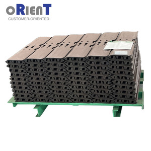 Liebherr LTR1060 LTR1100 LR1100 LR1130 LR1160 paletli vinç palet pabucu yürüyen aksam parçaları parça Pad parça plakası - Product Image 3