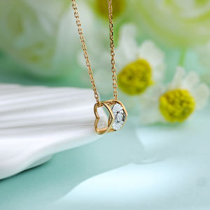 Colgantes de Oro Sólido de 18K Hechos a Mano con Diamantes Naturales en Forma de Corazón, Diseño Creativo Cristiano para Mujer, Regalo Clásico para Novia - Product Image 4