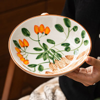 Handbeschilderd keramisch servies, creatief fris ontbijt fruit salade bord