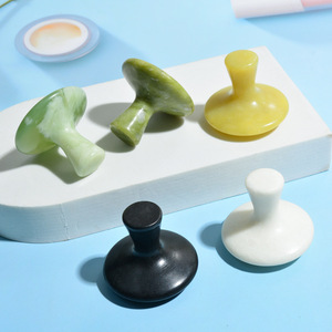 Ensemble d'outils <span class=keywords><strong>de</strong></span> massage en jade naturel en forme <span class=keywords><strong>de</strong></span> champignon <span class=keywords><strong>Gua</strong></span> <span class=keywords><strong>Sha</strong></span> pour le corps, le visage, le cou, les pieds, offres uniques, masseur facial en forme <span class=keywords><strong>de</strong></span> champignon - Product Image 2