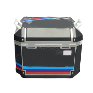 Venta al por mayor Universal Motor Bike Rear Cargo Back Box Top Case motocicleta equipaje cola <span class=keywords><strong>maletero</strong></span> <span class=keywords><strong>para</strong></span> almacenamiento - Product Image 4