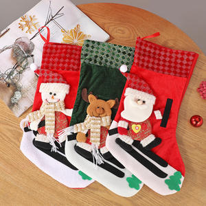 Sac à pommes de Noël en forme de dessin animé JQ - Sac cadeau de Noël et <span class=keywords><strong>chaussettes</strong></span> décoratives fabriquées en Guangdong, marque OEM - Product Image 1