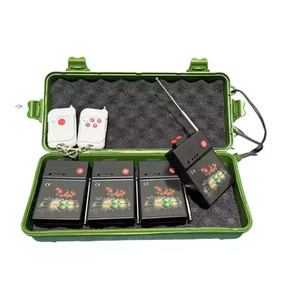 Système de tir de feux d'artifice à flamme froide à télécommande à longue portée à <span class=keywords><strong>4</strong></span> queues de vente chaude - Product Image 6