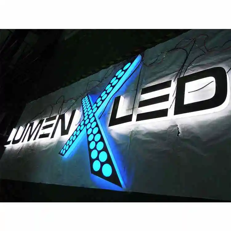 Cepillo de luz acrílico Led, personalizado, con letras de acero, diseño de logotipo de Metal