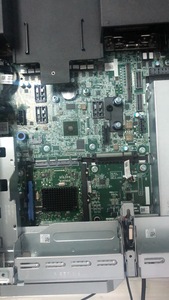 Serveur en rack PowerEdge R7525 avec 12 baies de disques durs de 3,5 pouces, processeur EPYC 7252, 2x1 Go RDIMM - En stock - Product Image 5