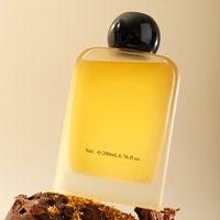Bouteille en verre de diffuseur de mode de parfum à la maison bouteille de diffuseur de parfum de roseau de parfum de diffuseur de parfum fruité avec le bouchon à vis