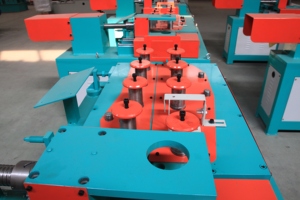 Hochwertige Rohrrohrwalz-Gewächshaus halterung Kaltwalzform maschine Standard herstellen - Product Image 2