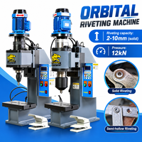 Machine à riveter orbitale pneumatique de table 12KN, équipement de rivetage rotatif pour l'assemblage de fixations métalliques