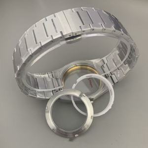 นาฬิกาข้อมือผู้ชายสไตล์เรียบง่ายทันสมัย ขนาด 40 มม. ตัวเรือนสแตนเลสสตีล หน้าปัดสีทองแบบคลาสสิก  พร้อมอุปกรณ์เสริมสายและตัวเรือนที่ปรับแต่งได้ - Product Image 3