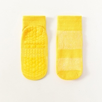 Chaussettes antidérapantes personnalisées avec logo pour parc aquatique, chaussettes de natation en nylon pour hommes et femmes, chaussettes courtes antidérapantes pour parc aquatique