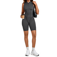 Combinaison de yoga brossée pour femme avec découpe au dos, col montant, demi-zip et empiècements cousus – Tenue de sport et de fitness