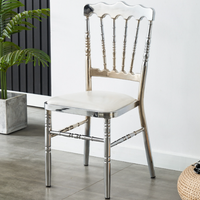 Chaise de banquet élégante et robuste en métal, empilable, imperméable, à dossier solide, idéale pour la restauration, les mariages et les hôtels – Prix abordable