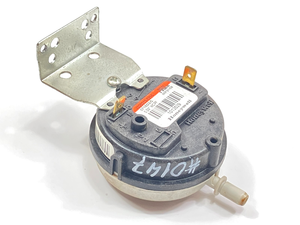 Yeni Orijinal Hazır 1013529 Fırın Anahtarı Is20213-5216 O147 Plc Programlama Kontrol Cihazı - Product Image 1