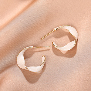 Orecchini a perno con decorazioni in metallo, eleganti, stile da donna, gioielli per l'orecchio da donna, per uso quotidiano, per l'ufficio, per feste, come regalo - Product Image 6