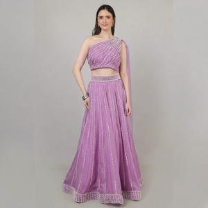 Conjunto de Lehenga Choli de Diseño Étnico para Mujer, Color Cebolla con Adornos de Perlas, para Cualquier Ocasión - Product Image 1