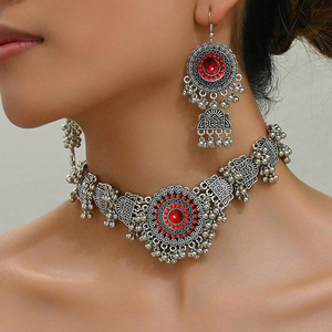 Parure de <span class=keywords><strong>bijoux</strong></span> berbères amazighs algériens vintage avec strass rouges, collier ras-du-cou à pampilles clochettes et boucles d'oreilles, <span class=keywords><strong>bijoux</strong></span> de mariage pour femmes - Product Image 1