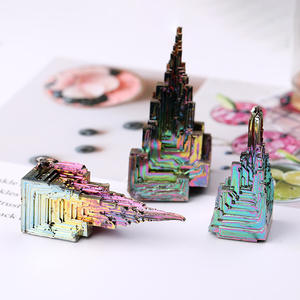 Ornement décoratif de spécimen en métal de cristal minéral coloré Autre produit artisanal en cristal Minerai de bismuth naturel Pierre brute - Product Image 3