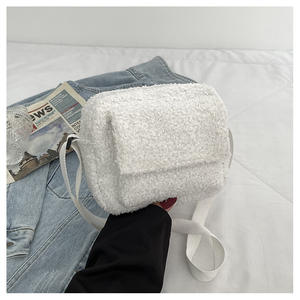 Bolso de Hombro Plegable de Cuero Genuino de Color Sólido para Otoño-Invierno, con Compartimento Inferior, Nuevo, Moderno y Elegante, de Felpa, para Mujer - Product Image 6