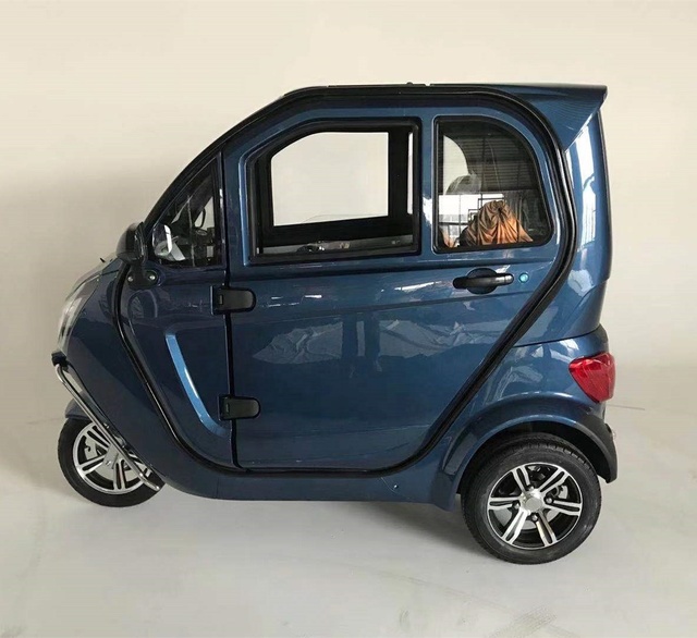 2025 Hot Sell 3 Wheels Electric Scooter High Performance Electric Tricycle