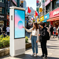 32 49 55 65 75 inç IP66 3000nit Su Geçirmez Çift Taraflı Ultra İnce Ayaklı Dış Mekan LCD Dijital Tabela Kiosk Totem